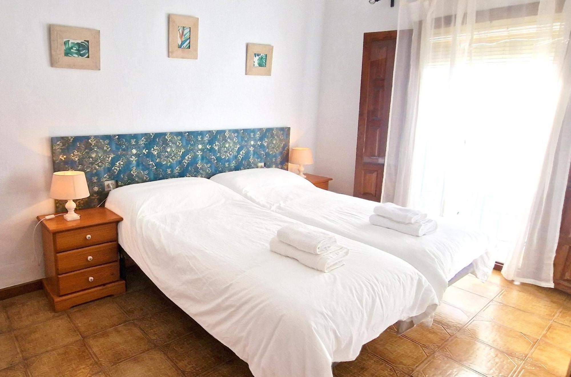 La Casa De Abuela Habitaciones Con Bano Compartido En El Casco Historico De Frigiliana "Solo Adultos" 객실 사진